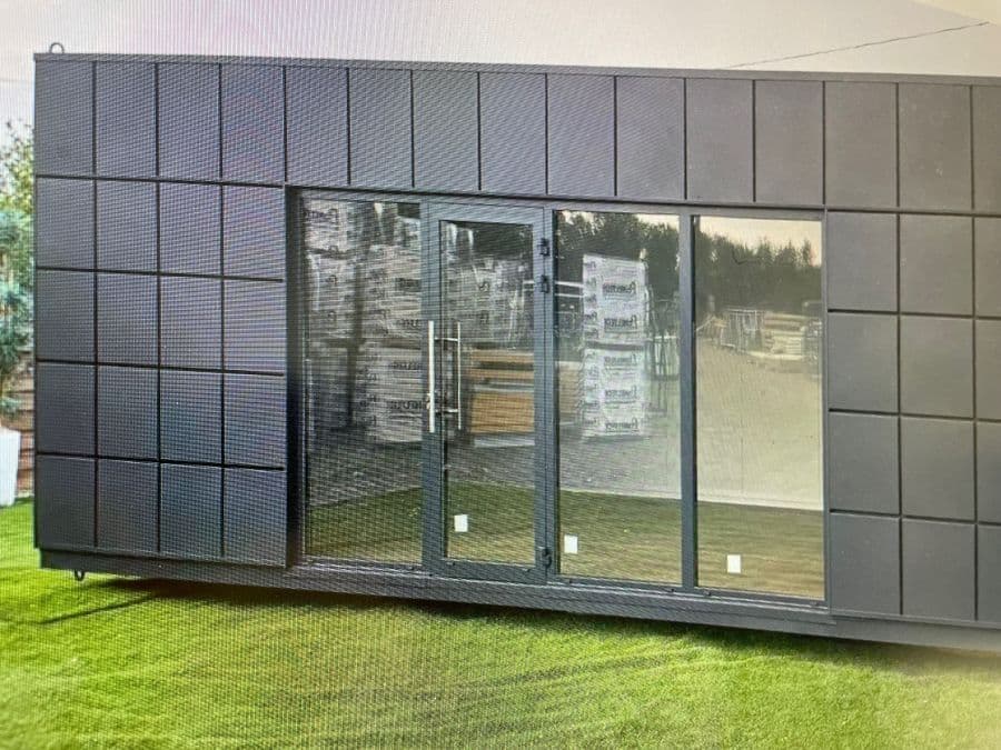 Modernes kleines Büro/ Verkaufsraum mit Aussen-Ausstellungsfläche / Stellplätze auf Autohausgelände in TOP Lage Dieburg