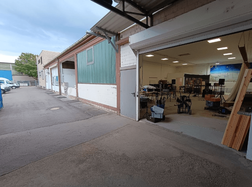 Große Lagerhalle, 160 m², ebenerdig - Mannheim Friesenheimer Insel