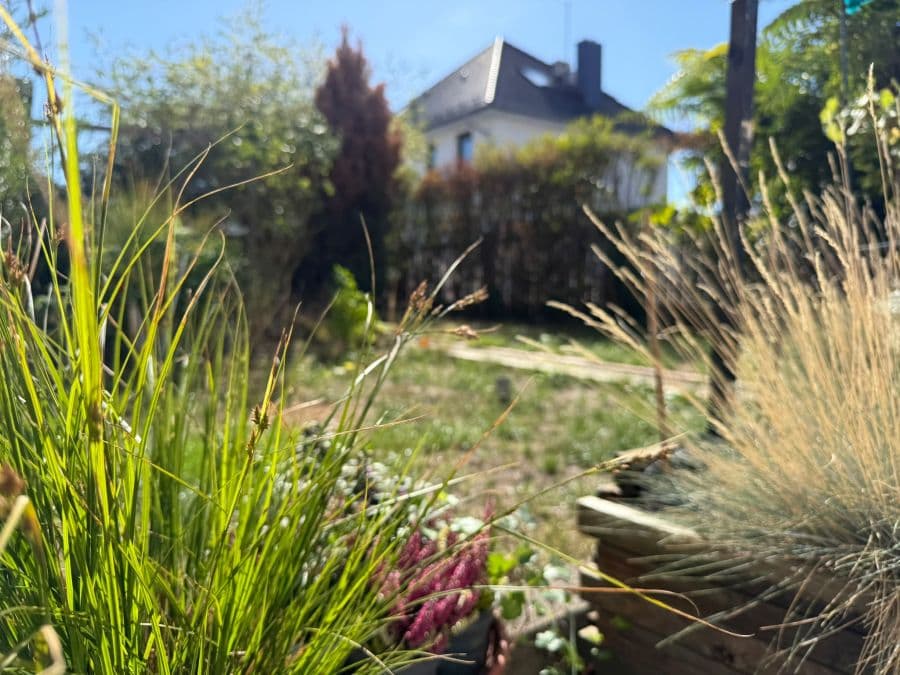 Ruhig & zentral: Helle 3-ZKB mit Garten & Keller