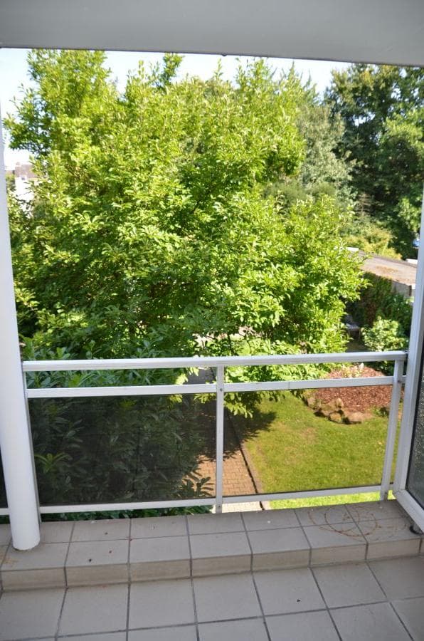 Helle 2,5 Zi-Komfortwohnung in ruhiger Lage, großer Sonnenbalkon, nahe Innenstadt