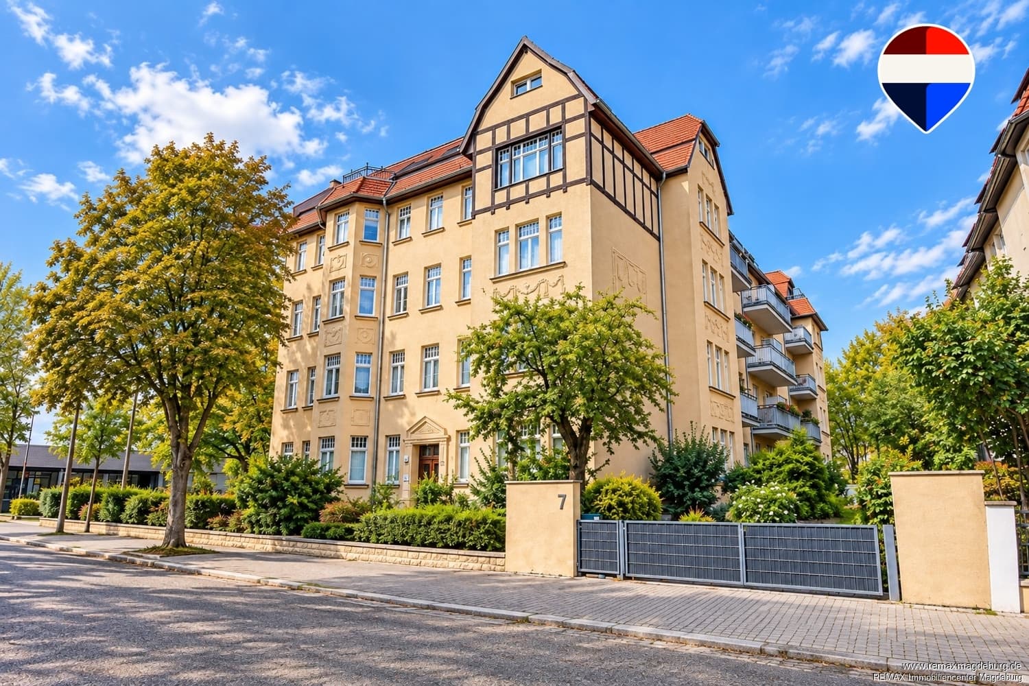 Über den Dächern des Lennéviertels - 4-Raum-Wohnung mit Aufzug und Stellplatz