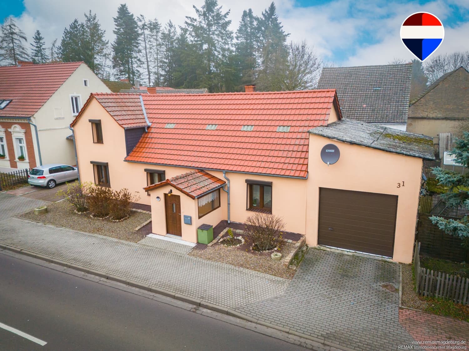 Ein Zuhause mit viel Raum – Einfamilienhaus mit Grundstück und Scheune