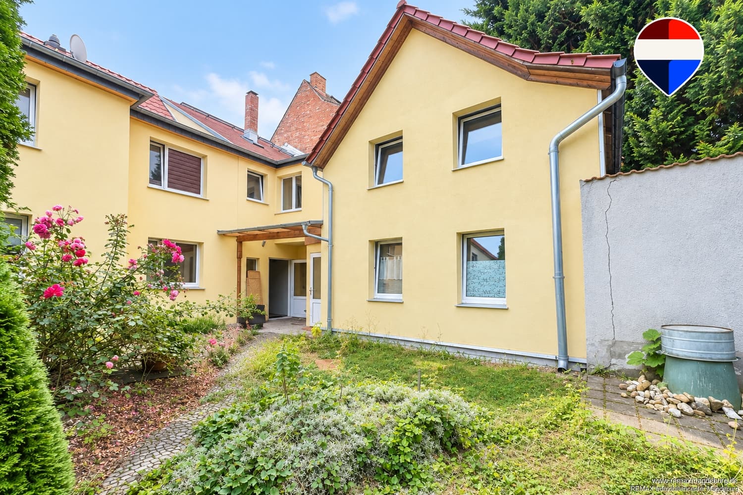Sofort bezugsfrei: Gemütliche Erdgeschosswohnung mit Hof und Terrasse