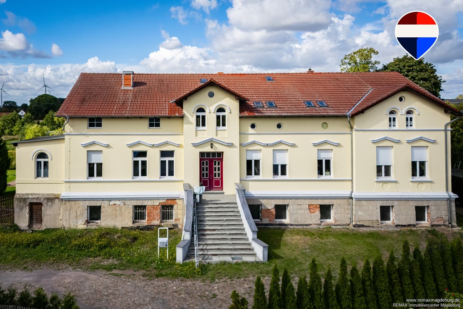 Viel Platz. Viel Potenzial. Ein Gutshaus für große Ideen. Großes Grundstück und Ausbaupotenzial