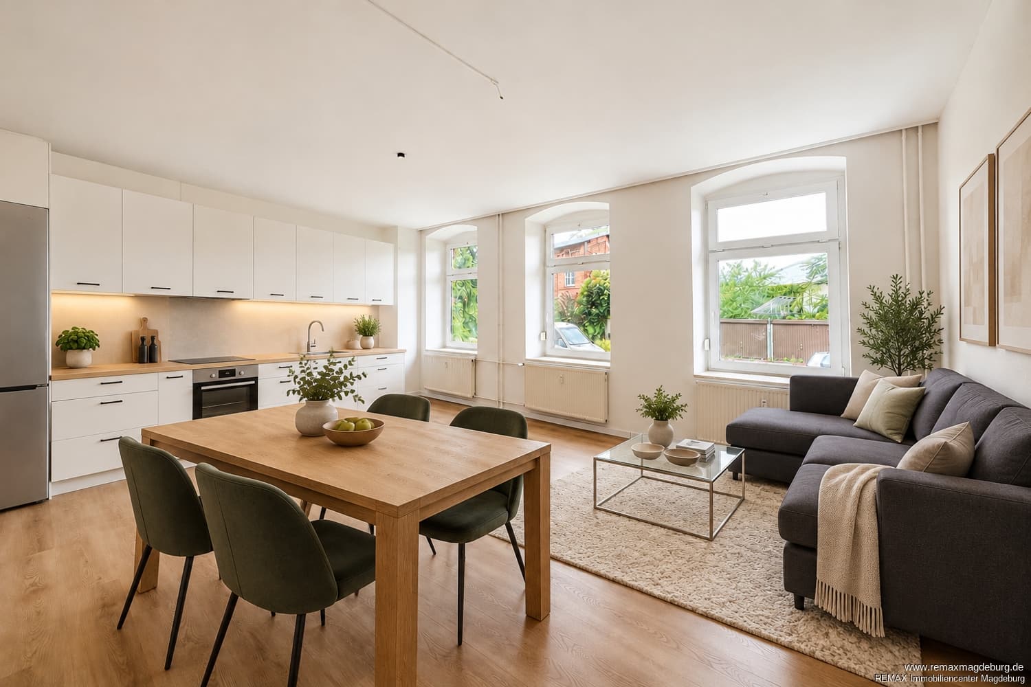 Wohntraum im Erdgeschoss: Lichtdurchflutete 4-Raum-Wohnung