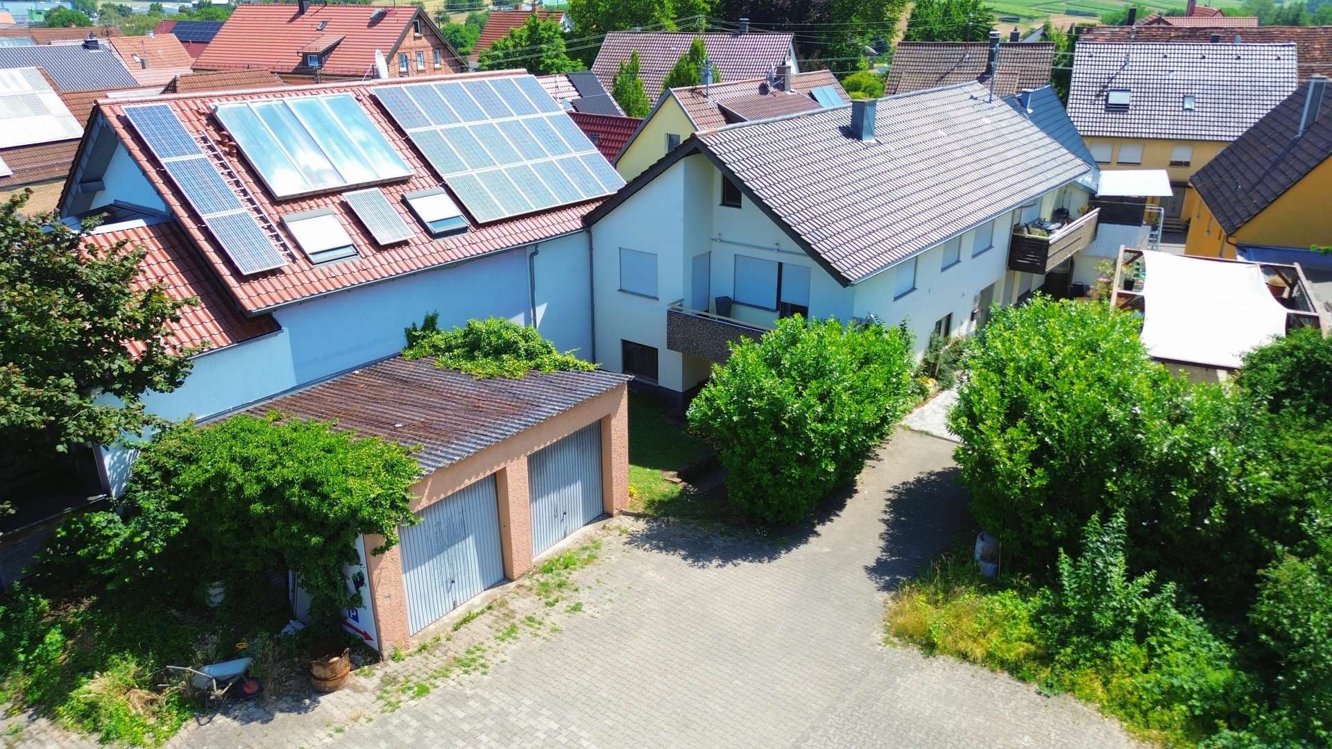 Kapitalanlage mit Potenzial! 3 vermietete Wohnungen + Restaurant + Ausbaureserve