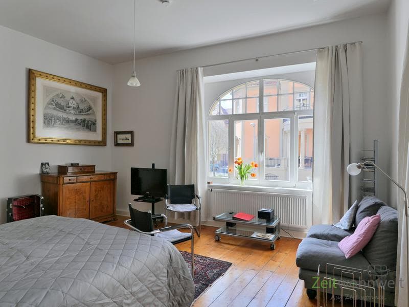 (EF1255_M) Weimar: Westvorstadt, zentrumsnahes möbliertes Apartment in ruhiger Seitenstraße, Service inklusive