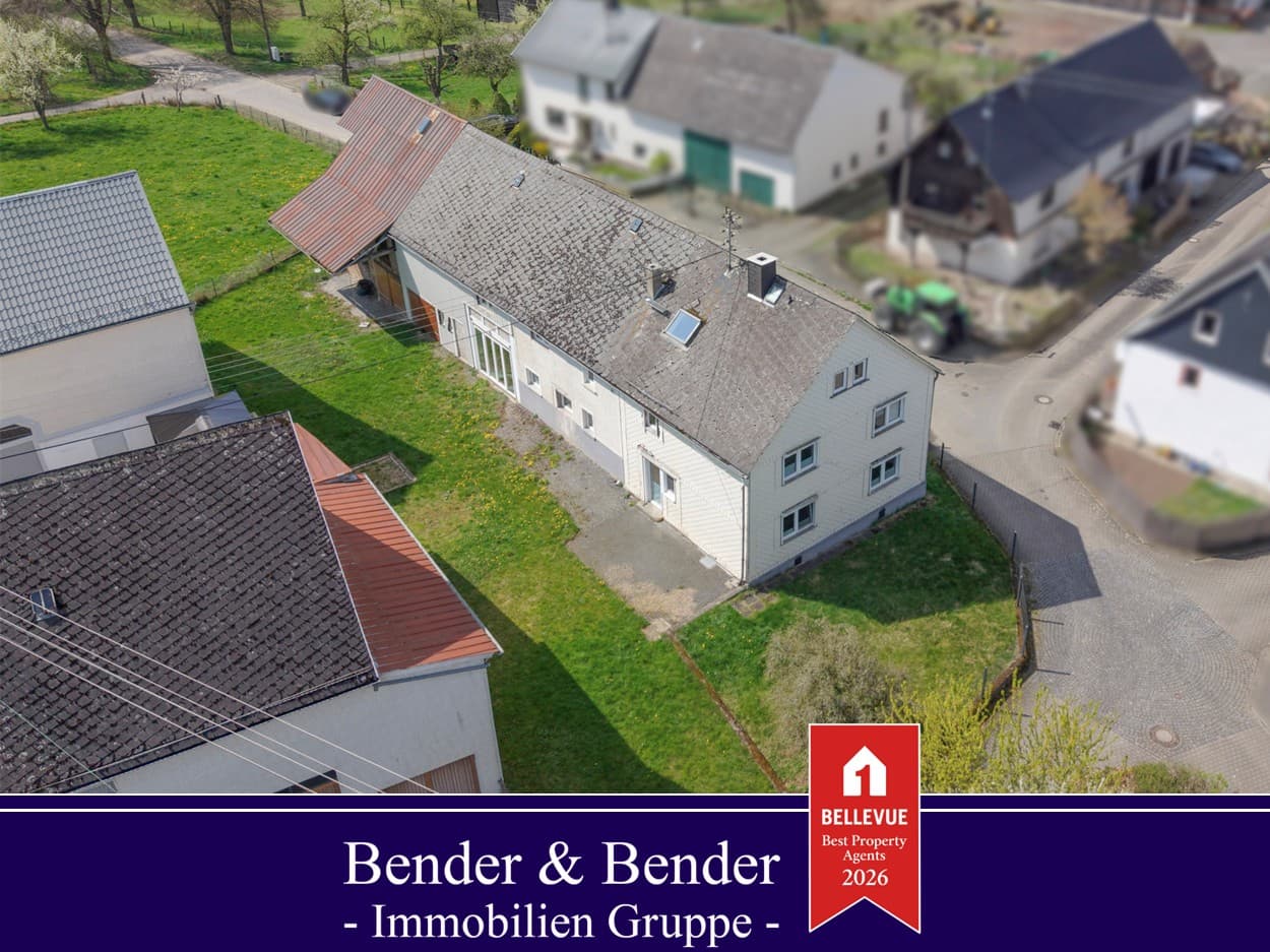 Stilvoll renoviert: Großes Bauernhaus mit 2 Pferdeboxen und Ausbaupotenzial für Wohnen & Arbeiten
