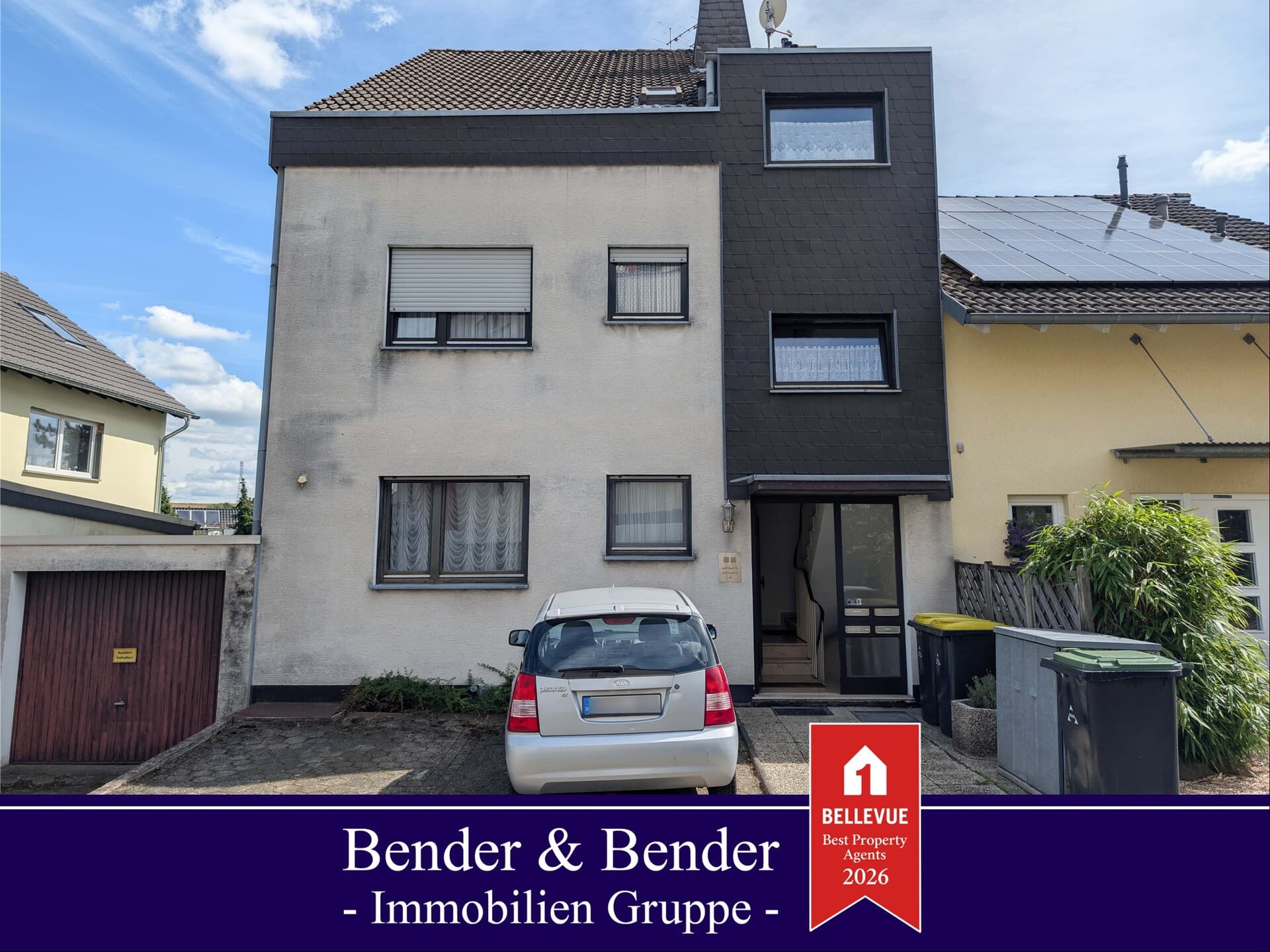 Gut geschnittene 3-Zimmer-Wohnung mit großem Wohnzimmer, Balkon und Garage in ruhigem 4-Parteienhaus