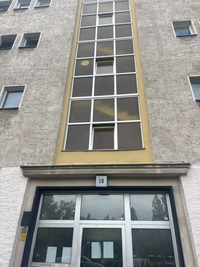 Kapitalanlage: vermietete Etagenwohnung in Wedding/Mitte zu verkaufen.