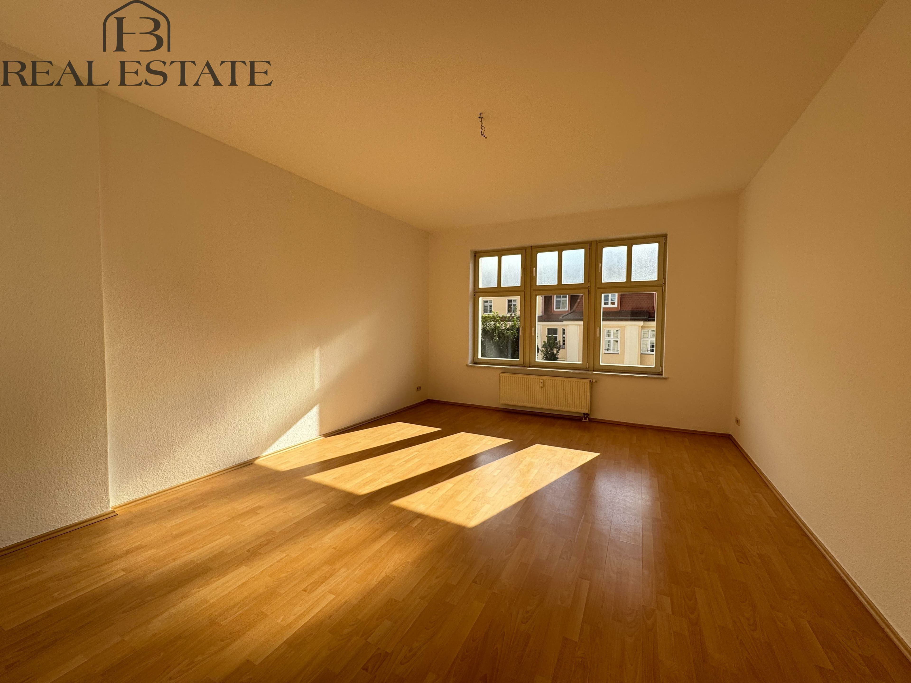 Charmante 3-Zimmer-Wohnung in zentraler Lage mit Balkon