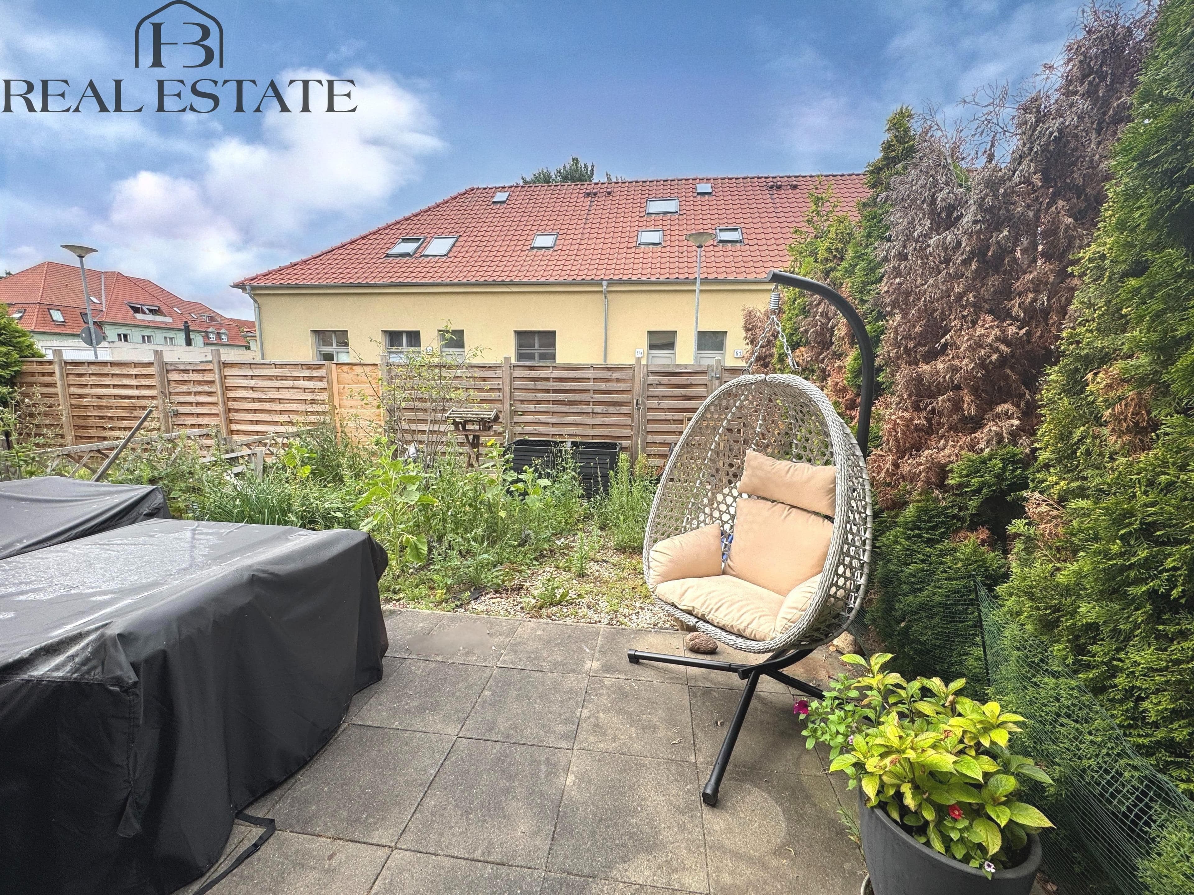 Kapitalanlage: Schöne 2-Zimmer-Erdgeschosswohnung mit Terrasse & eigenem Garten