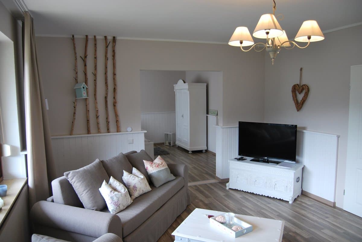 Sehr schöne 2,5 Zimmer Wohnung in Sonniger Lage