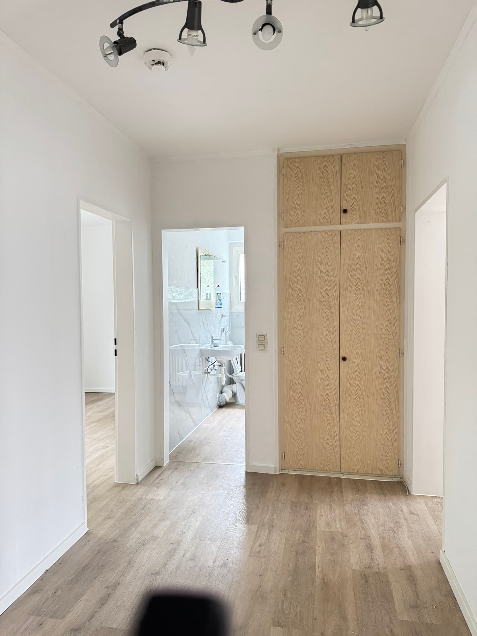 Gute Lage, moderner Grundriss (Haard fußläufig erreichbar) optimal für 2 bis 3 Personen