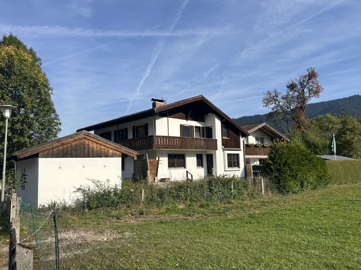 Doppelhaushälfte im Zentrum von Oberammergau