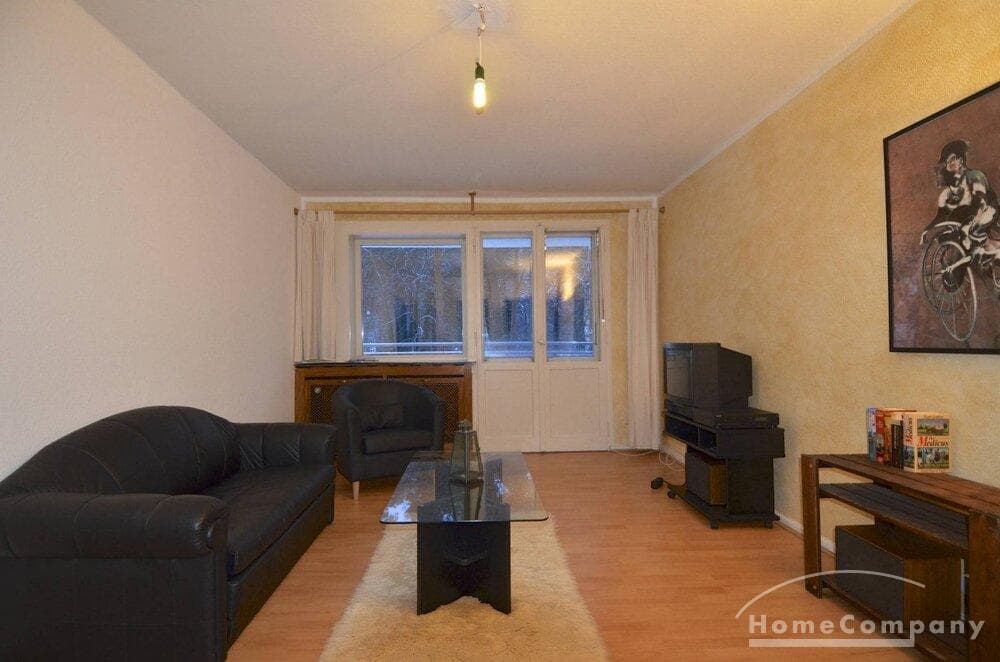Helle, ruhige 2-Zimmer-Wohnung in Berlin Zehlendorf, möbliert