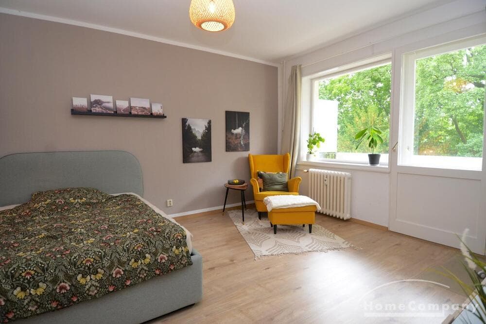 Möblierte 1 Zi Whng Berlin-Moabit, großer Balkon