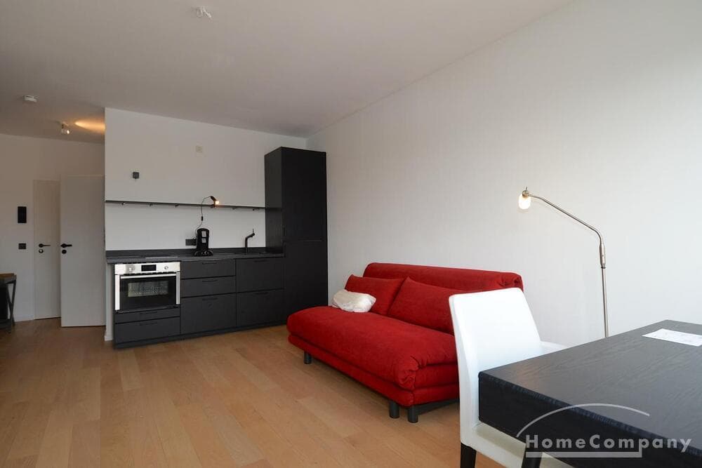 1 Zimmer Wohnung mit Balkon in Berlin Wilmersdorf, möbliert