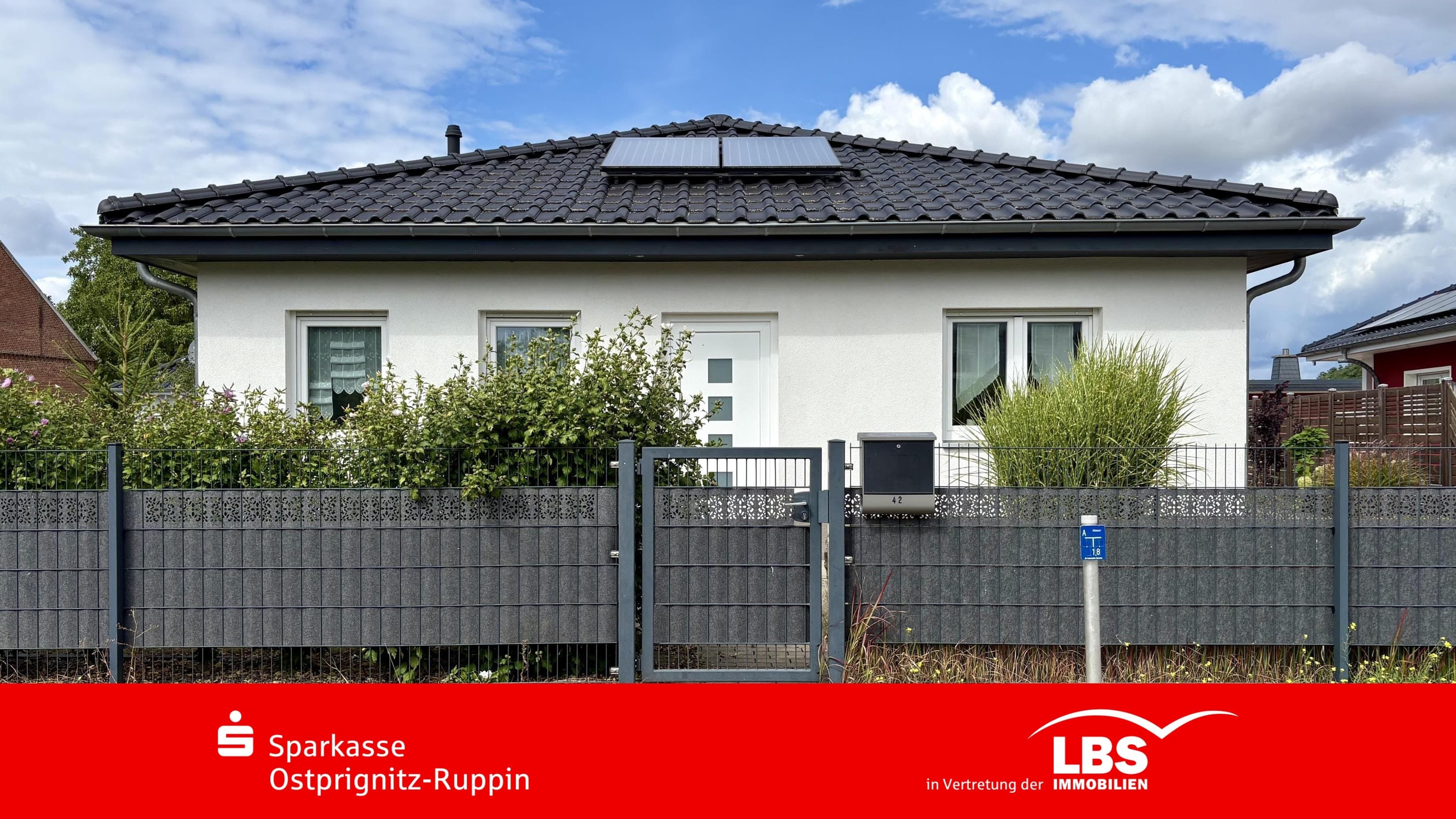 Modernes Haus im Grünen