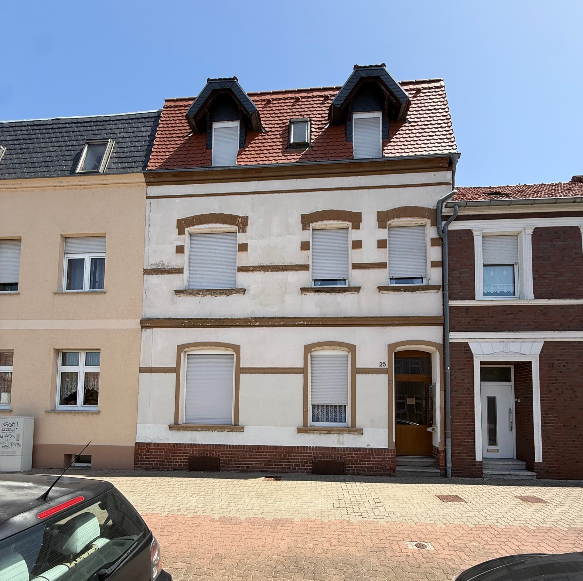 Attraktives Mehrfamilienhaus in der schönen Kaiserstadt Tangermünde an der Elbe