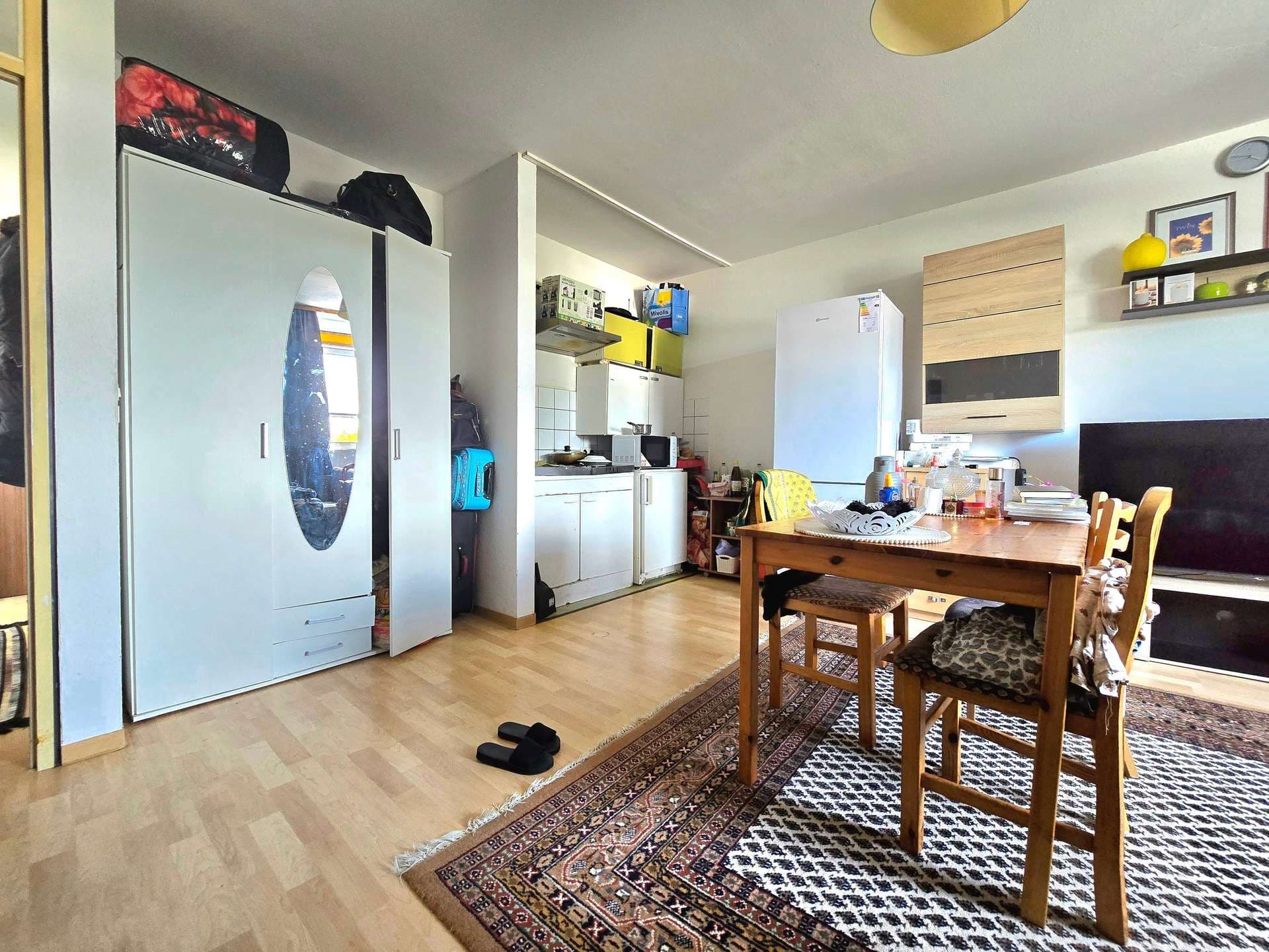 Nur 11 km von Gießen: Modernisierte 1-Zimmer-Wohnung