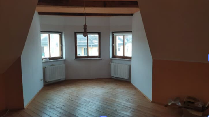 große 2 Zimmerwohnung mit tollem Schnitt