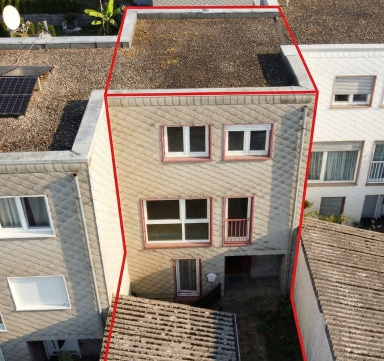** Architekten-Haus der 80 Jahre mit Garten & Garage!! **