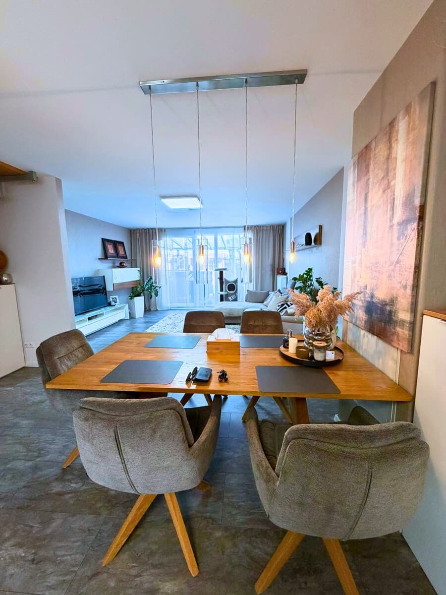 **Exklusives Reihenmittelhaus in Herrnsheimer Bestlage – Großzügiges Wohnambiente & A+**