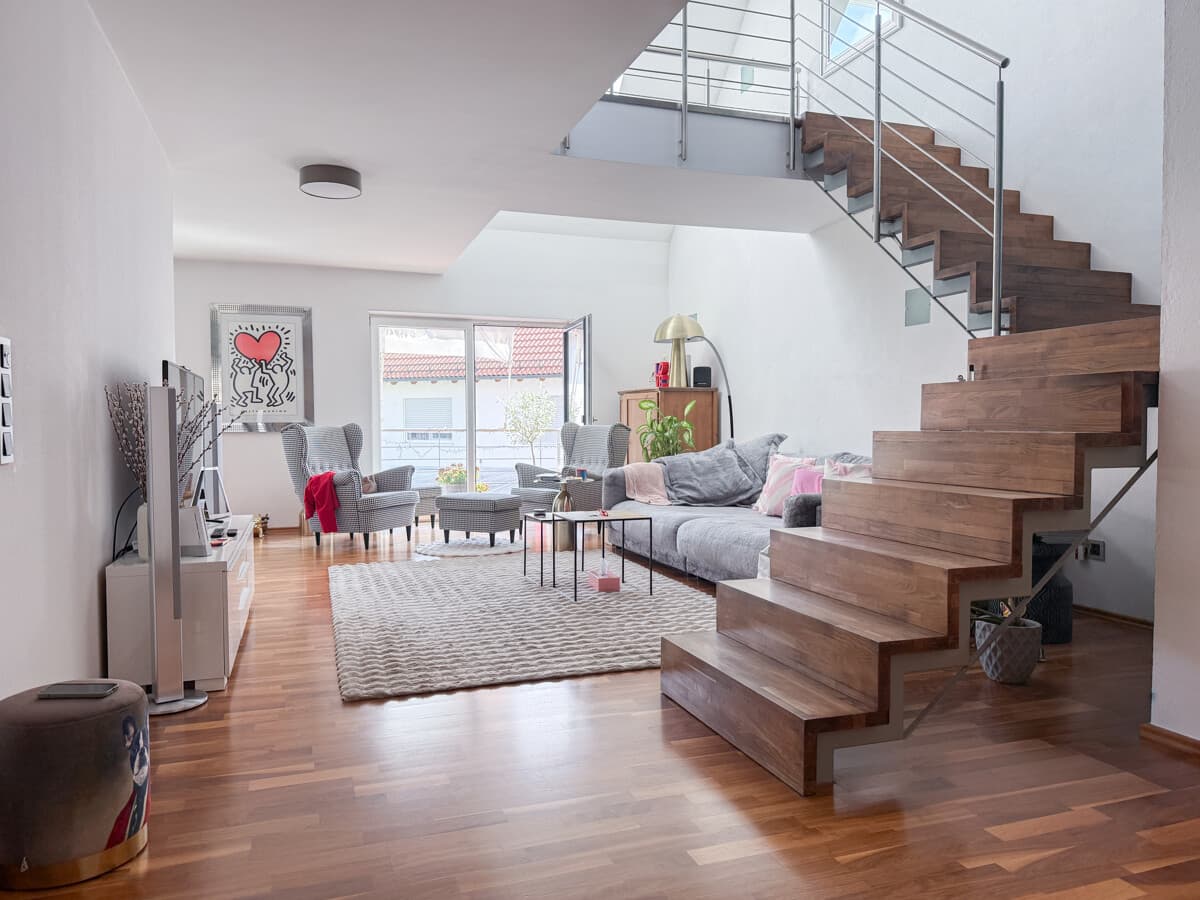 Exklusive Maisonette auf 3 Ebenen – hochwertige Ausstattung, Stellplatz & Balkon