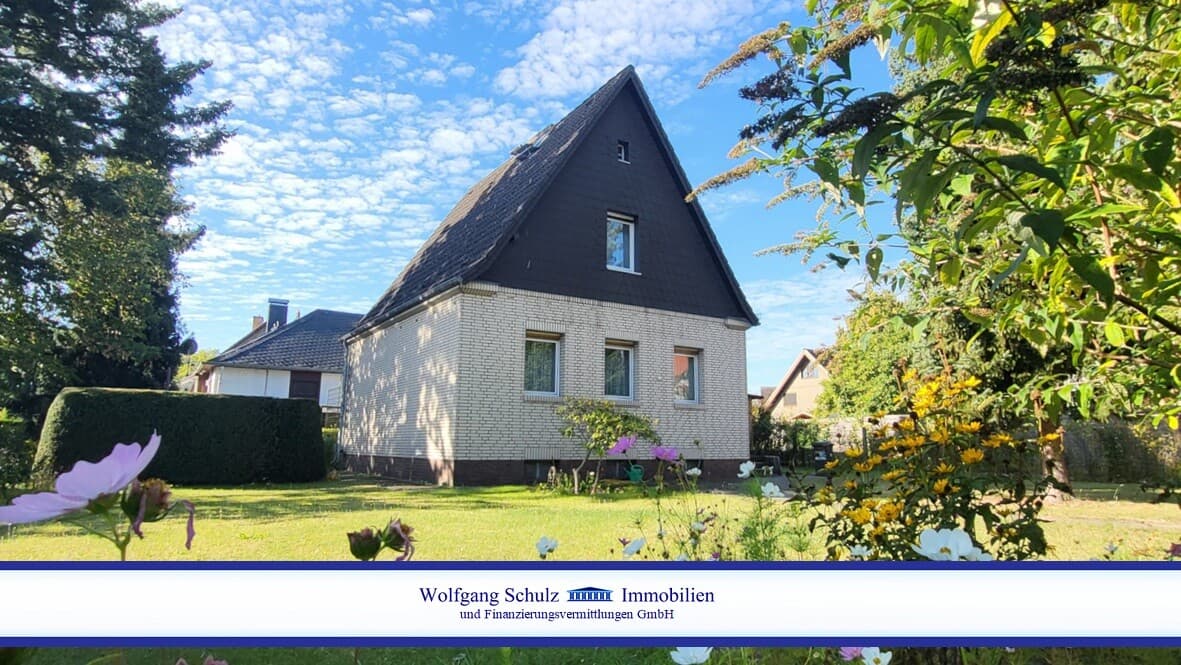 Charmantes Einfamilienhaus mit großem Garten und Südterrasse in Berlin - Rudow