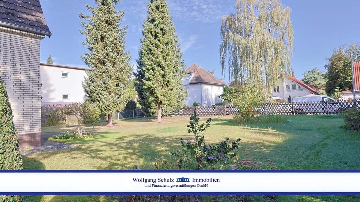 Ideales Baugrundstück für eine Stadtvilla oder ein Winkelbungalow – bauträgerfrei –