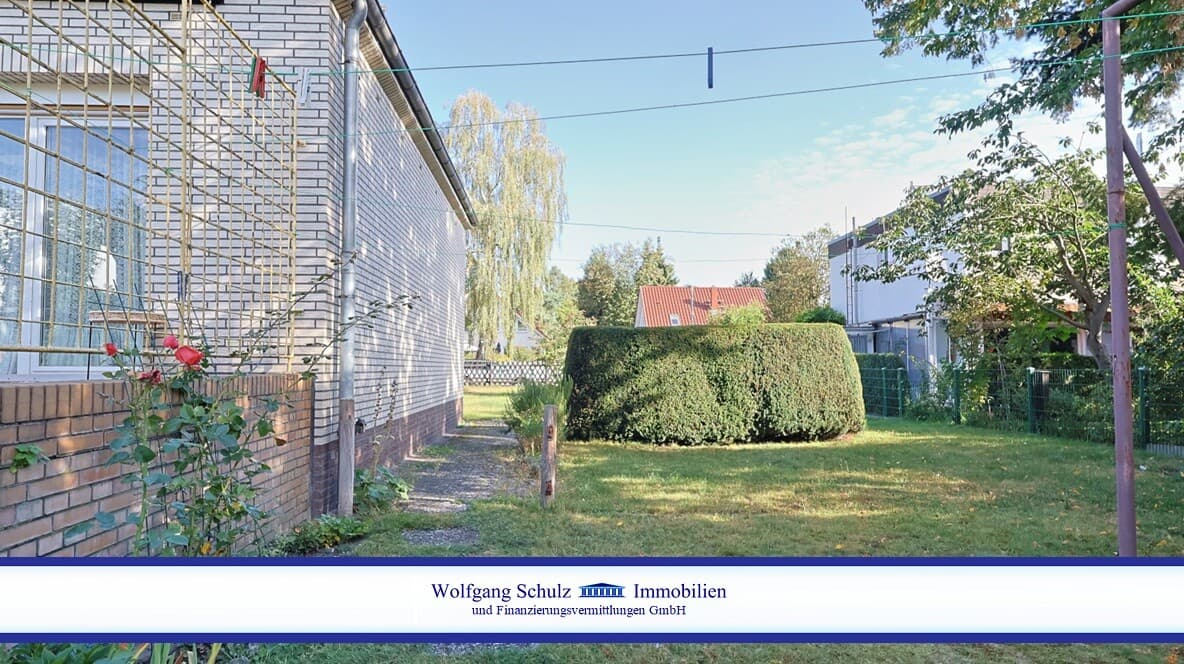 Ideales Baugrundstück für eine Stadtvilla oder ein Winkelbungalow – bauträgerfrei –
