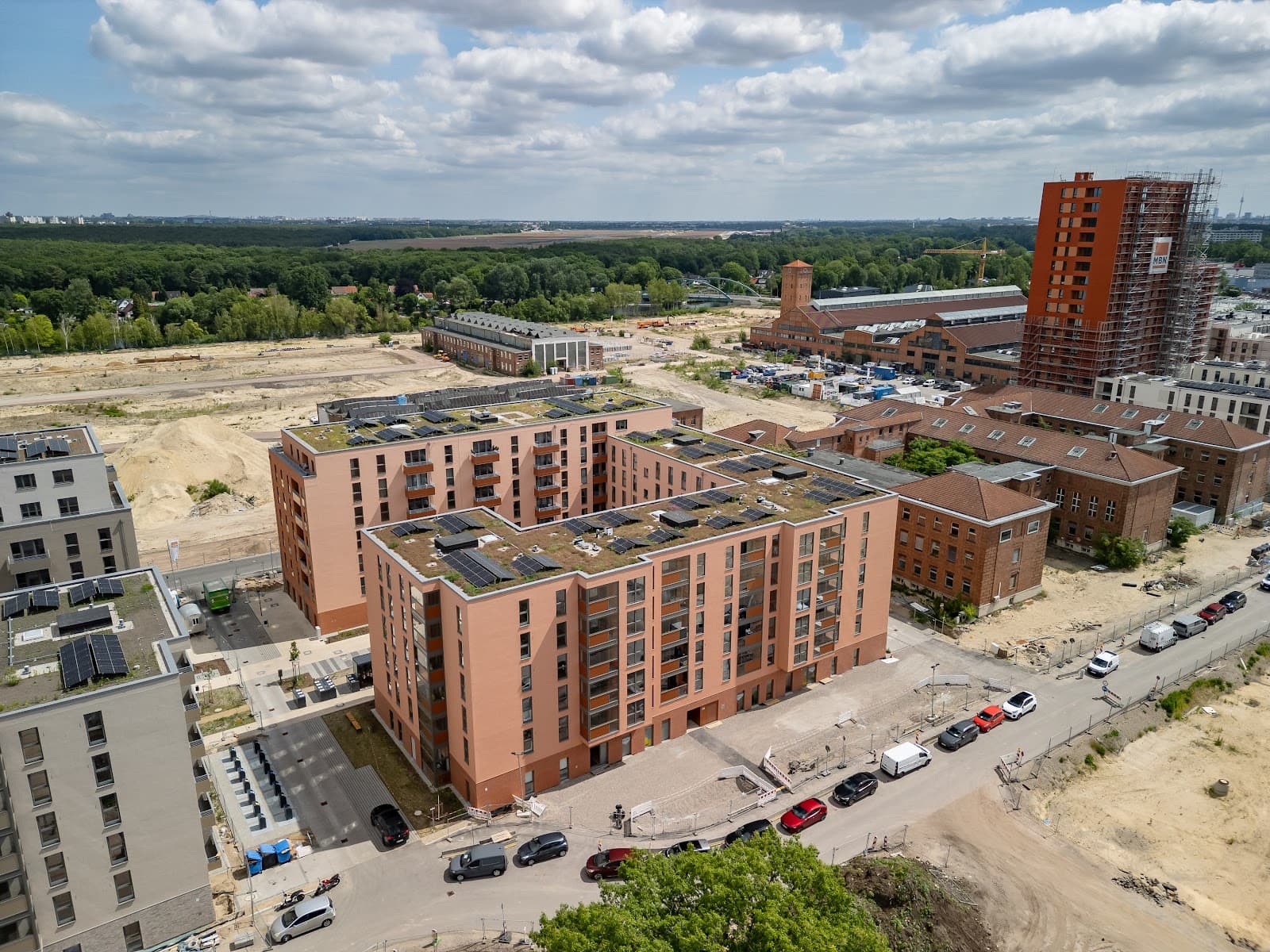 Schön geschnittener Neubau mit Fußbodenheizung im Erstbezug