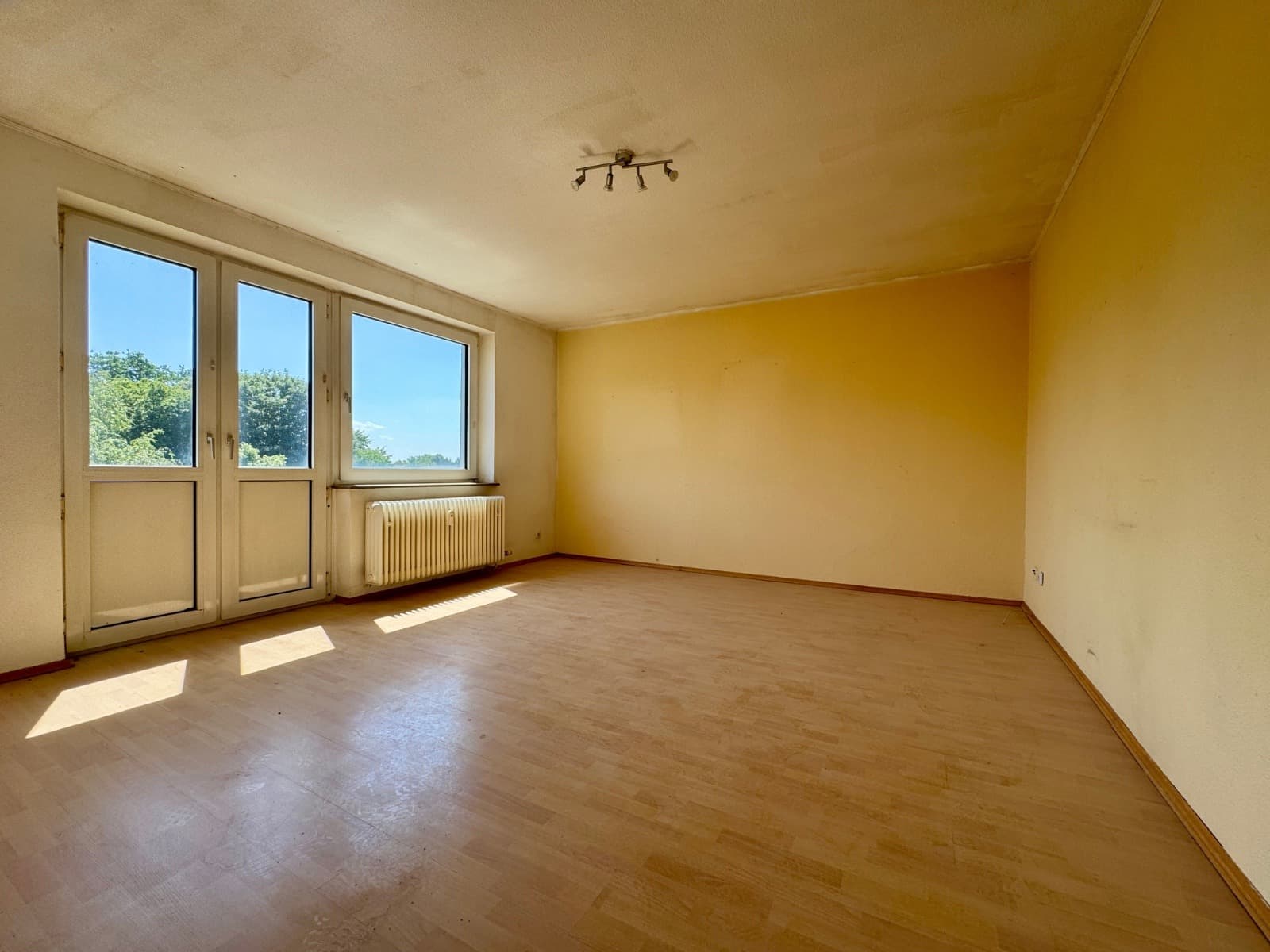2-Zimmer-Wohnung – solides Zuhause mit Gestaltungspotenzial