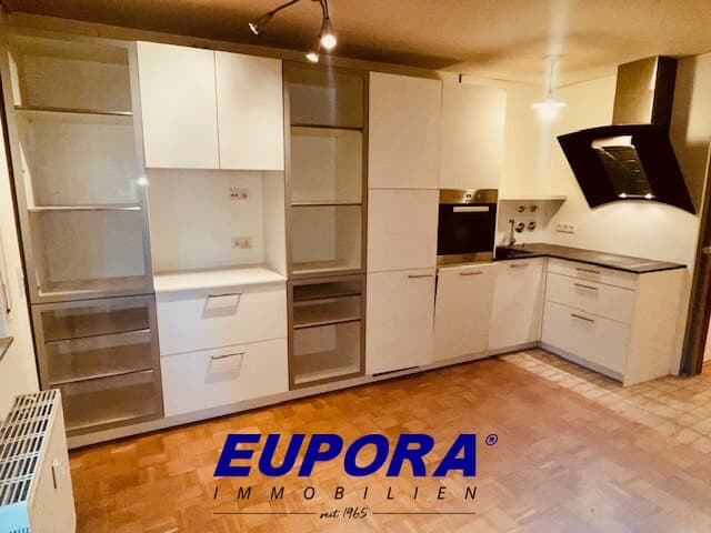 EUPORA® Immobilien: Single-Wohnung mit Terrasse in Frankenthal.