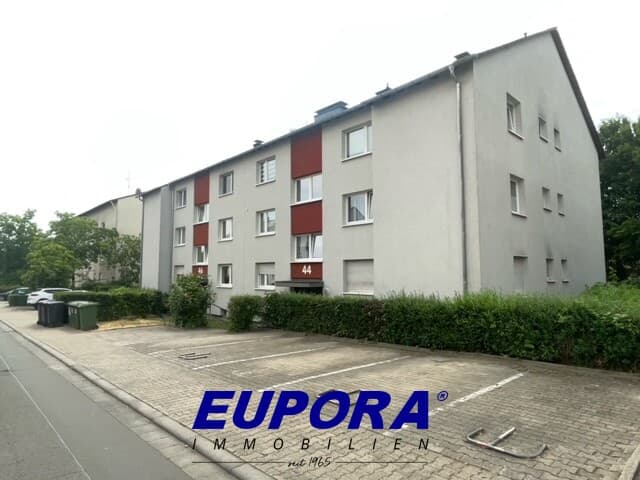 EUPORA® Immobilien: Wohnung mit Balkon in Eisenberg.