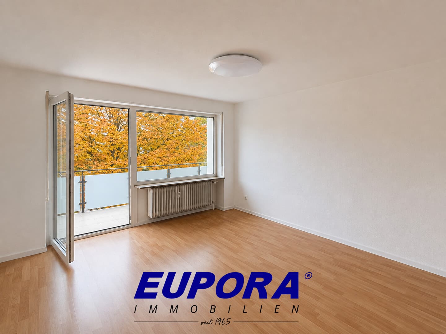 EUPORA® Immobilien: Wohnung mit Balkon in Hettenleidelheim.