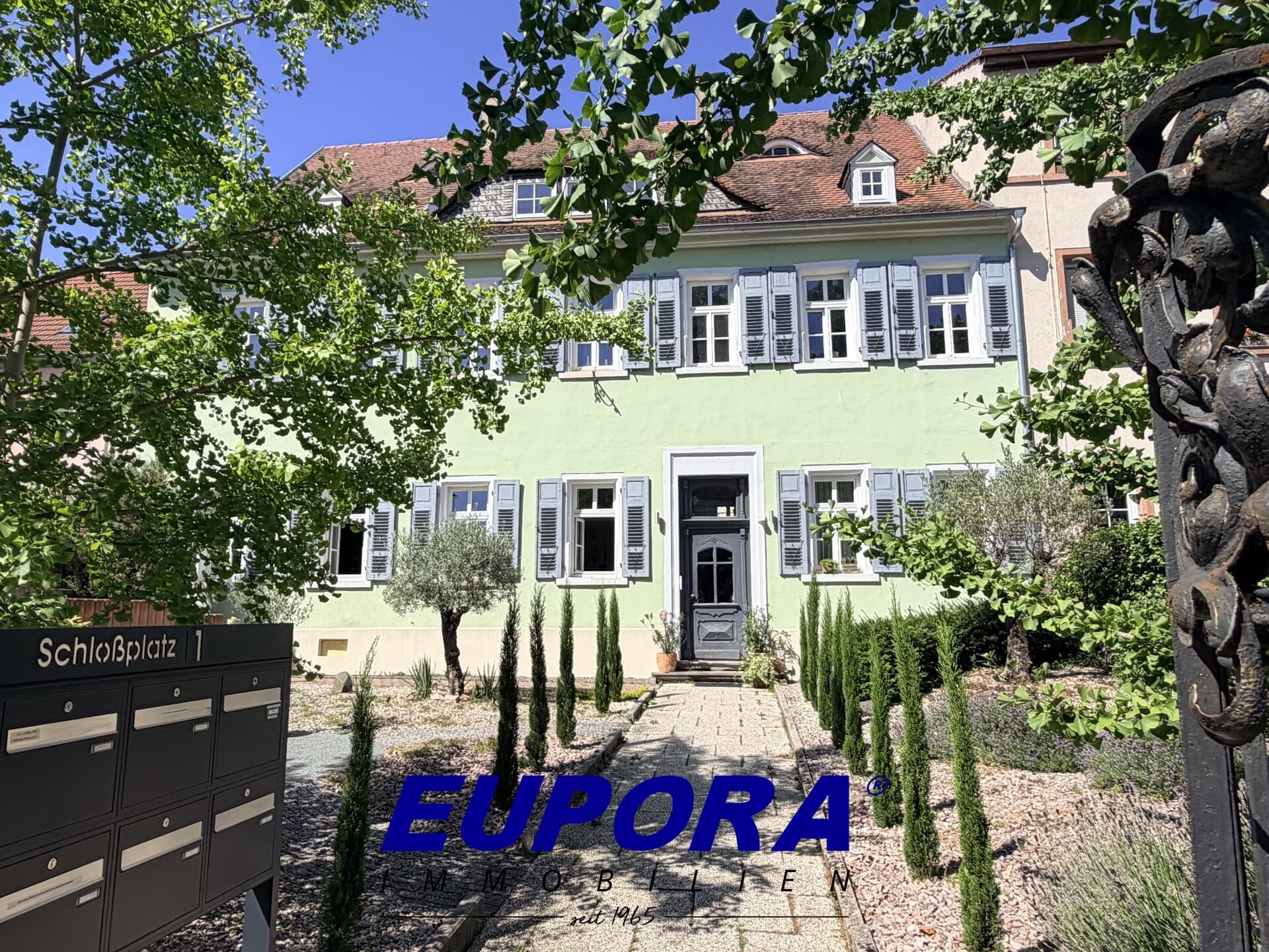 EUPORA® Immobilien: Gewerberaum in einem historischen Anwesen in Kirchheimbolanden.