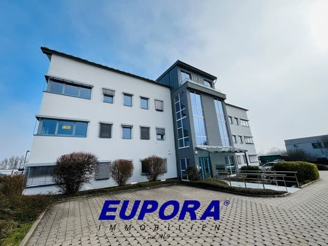 EUPORA® Immobilien: Moderne Gewerbe-/Bürofläche in Kirchheimbolanden.