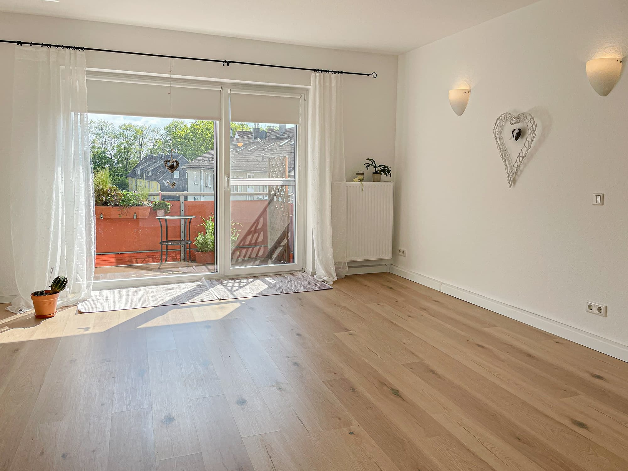 Schick modernisierte Drei-Zimmer-Wohnung