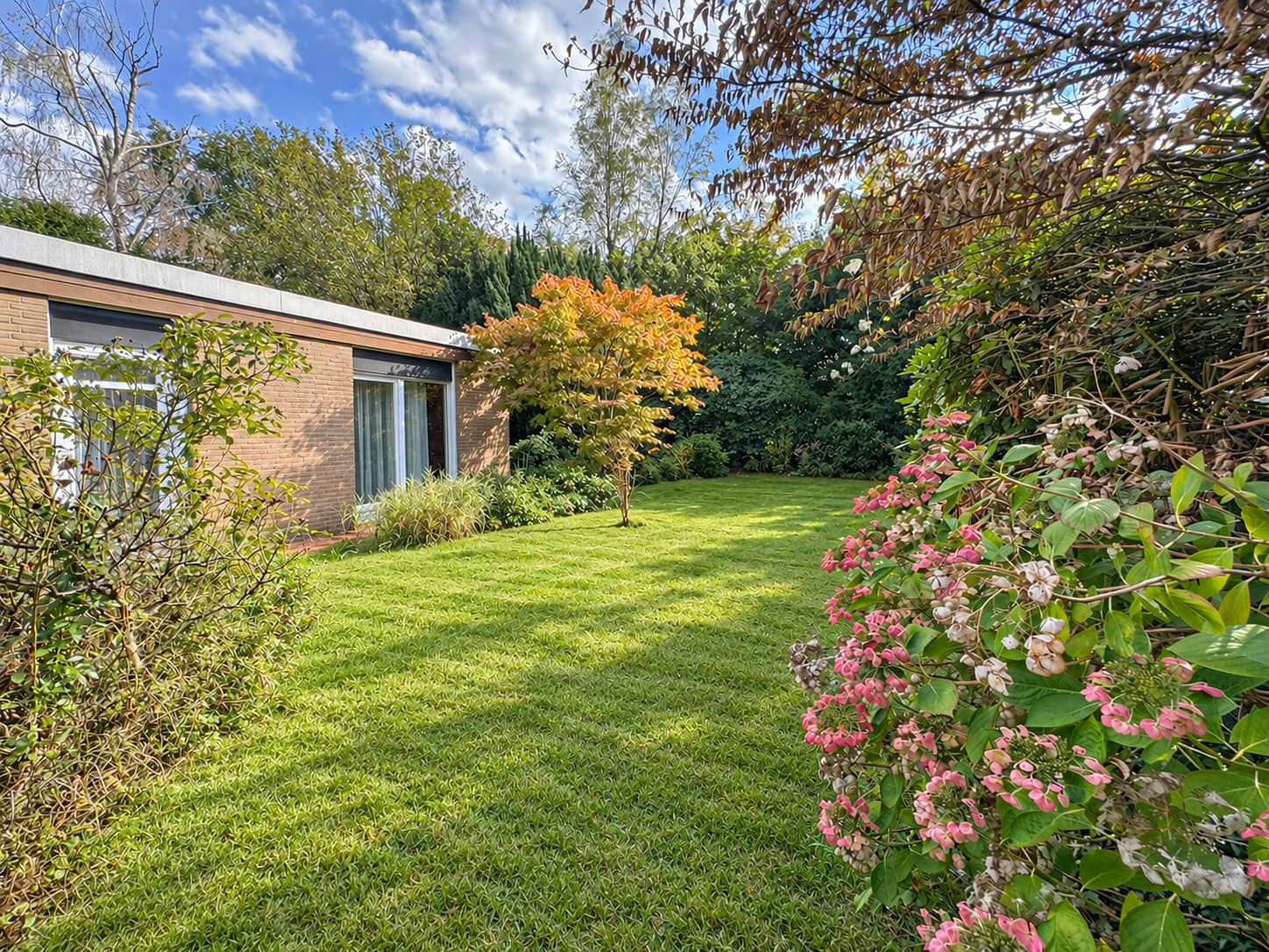 Ruhiger Bungalow am Wald