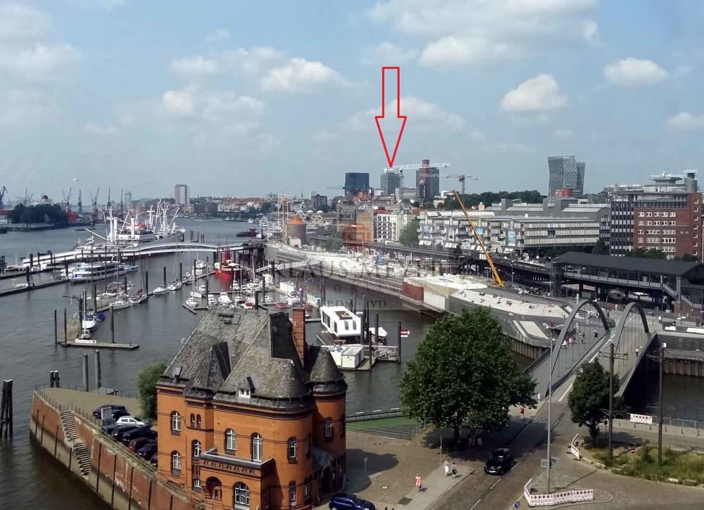 Einzigartiger Hafen- / Elbblick von der 105 ² großen Terrasse Ihres neuen Büros provisionsfrei