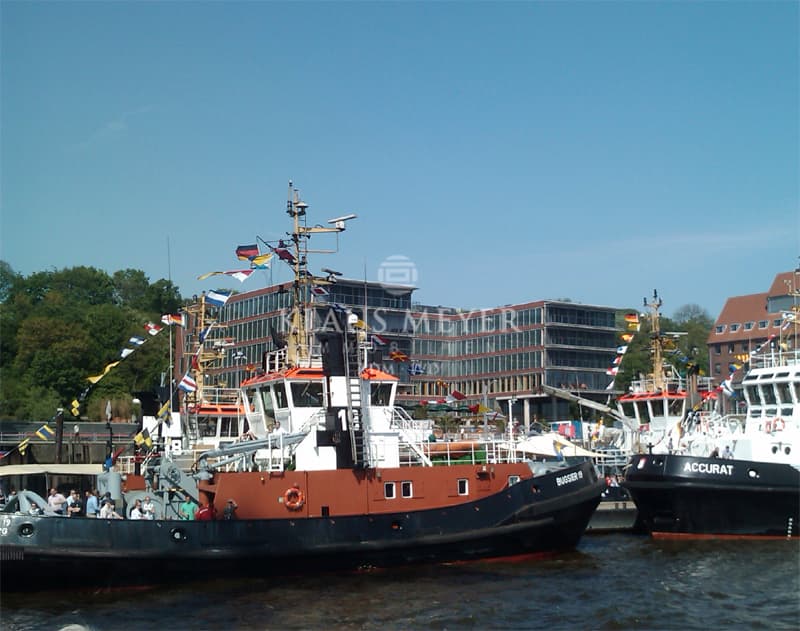 weiter Blick vom Balkon Hafen Elbe, repr. Büros provisionsfrei