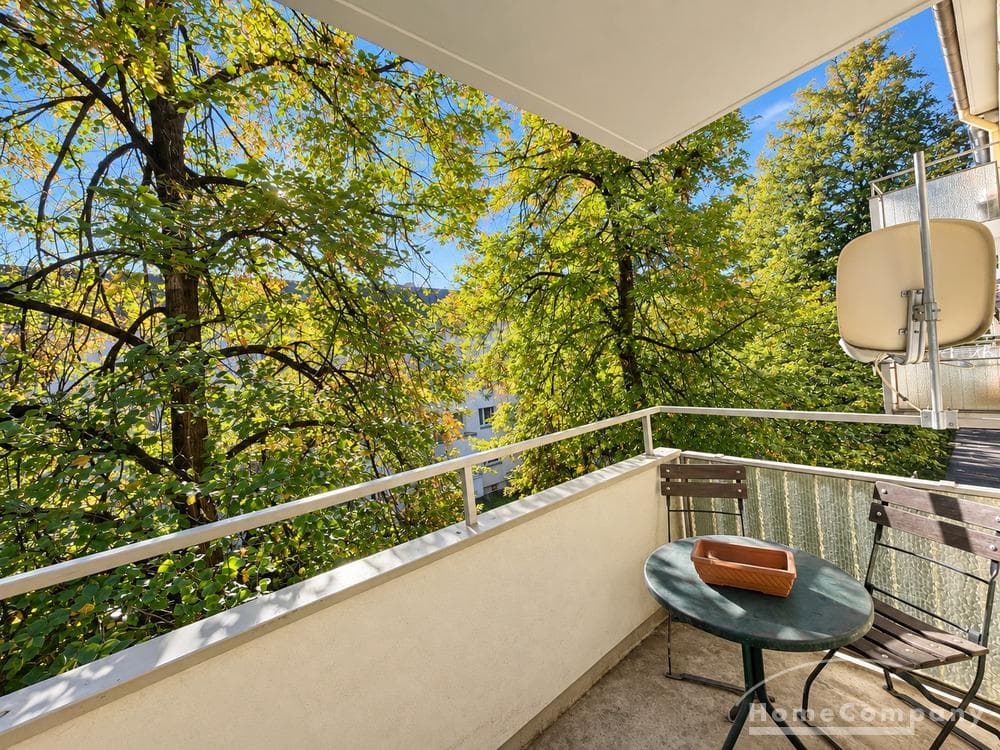 Voll möbliertes 1-Zimmer-Apartment mit Balkon