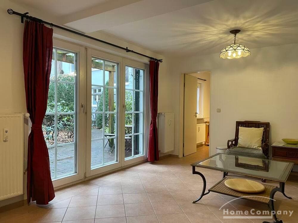 Möblierte 2-Zimmer-Wohnung mit Terrasse in Schwabing