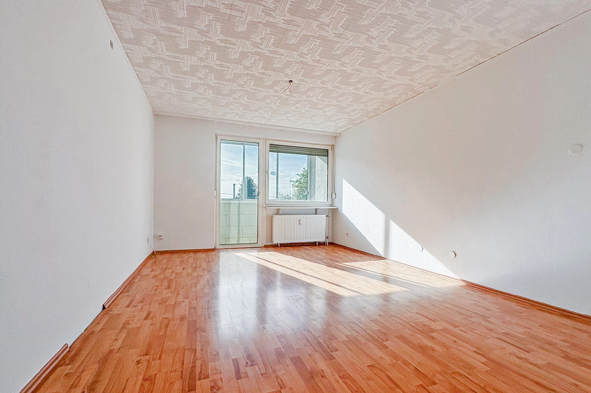 AIGNER - Geräumige 3-Zimmer-Wohnung vor den Toren Münchnes