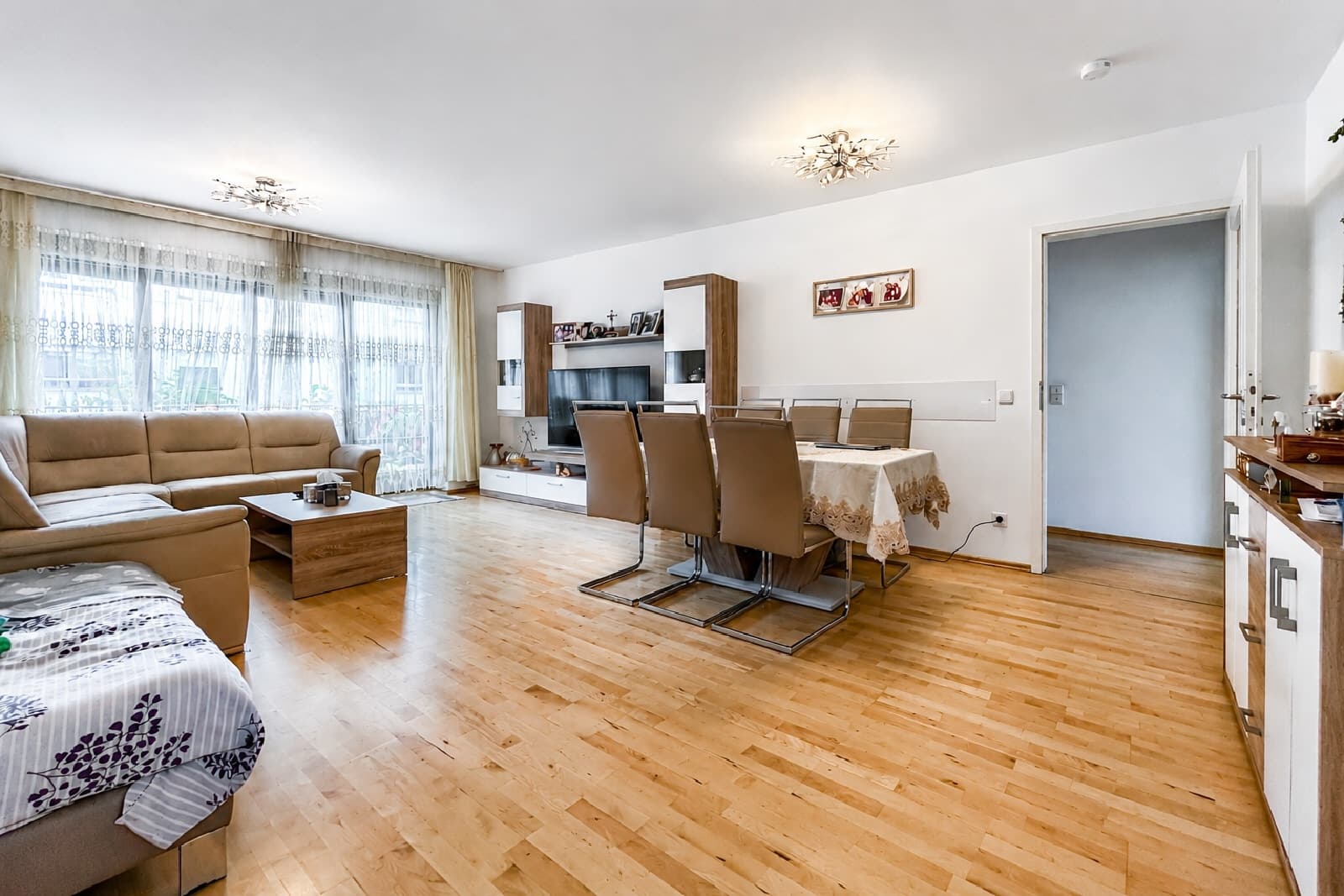 AIGNER - Vermietete 4-Zimmer-Wohnung mit Südbalkon in Trudering-Riem