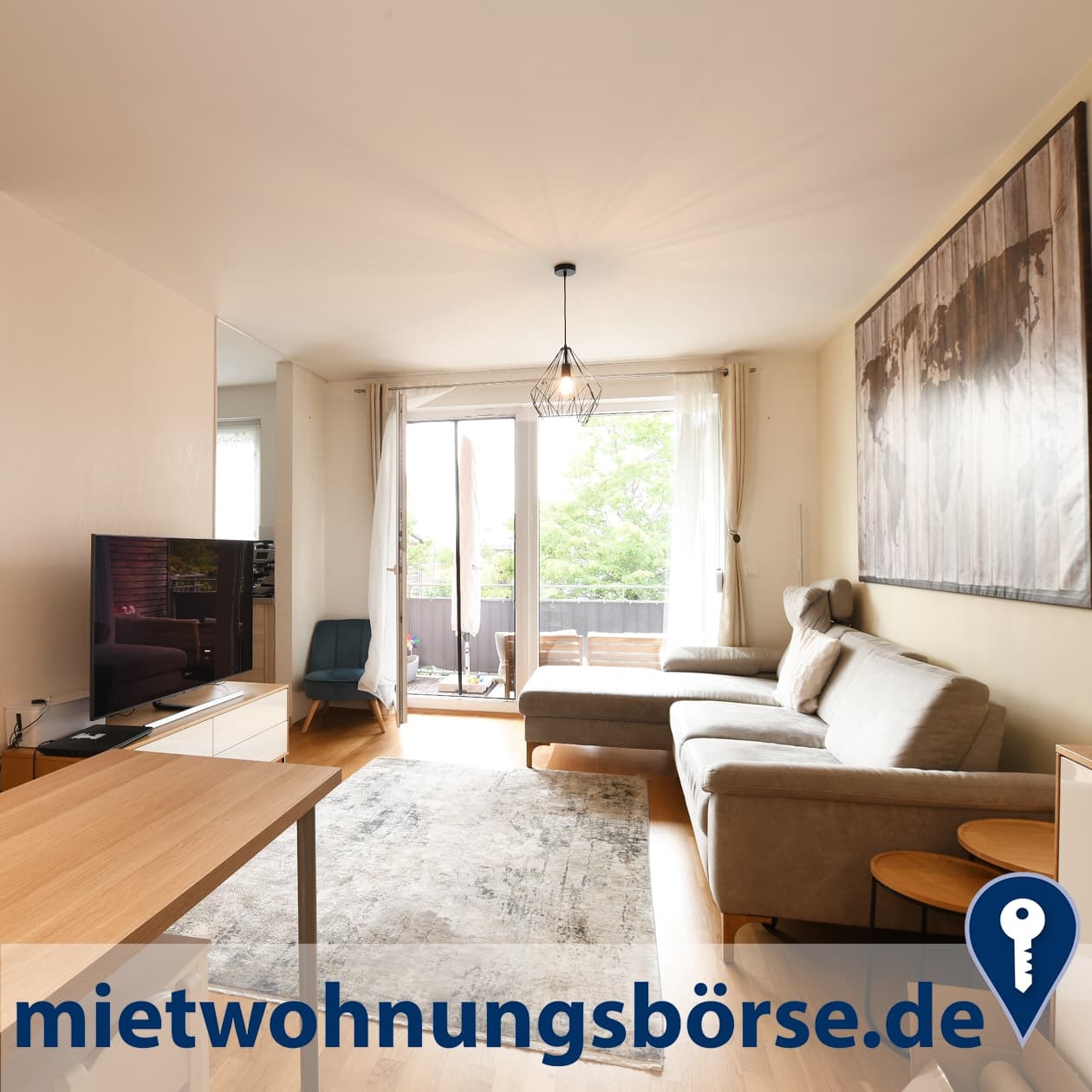 AIGNER - Lichtdurchflutete 3-Zimmer-Wohnung mit Westbalkon, bodentiefen Fenstern