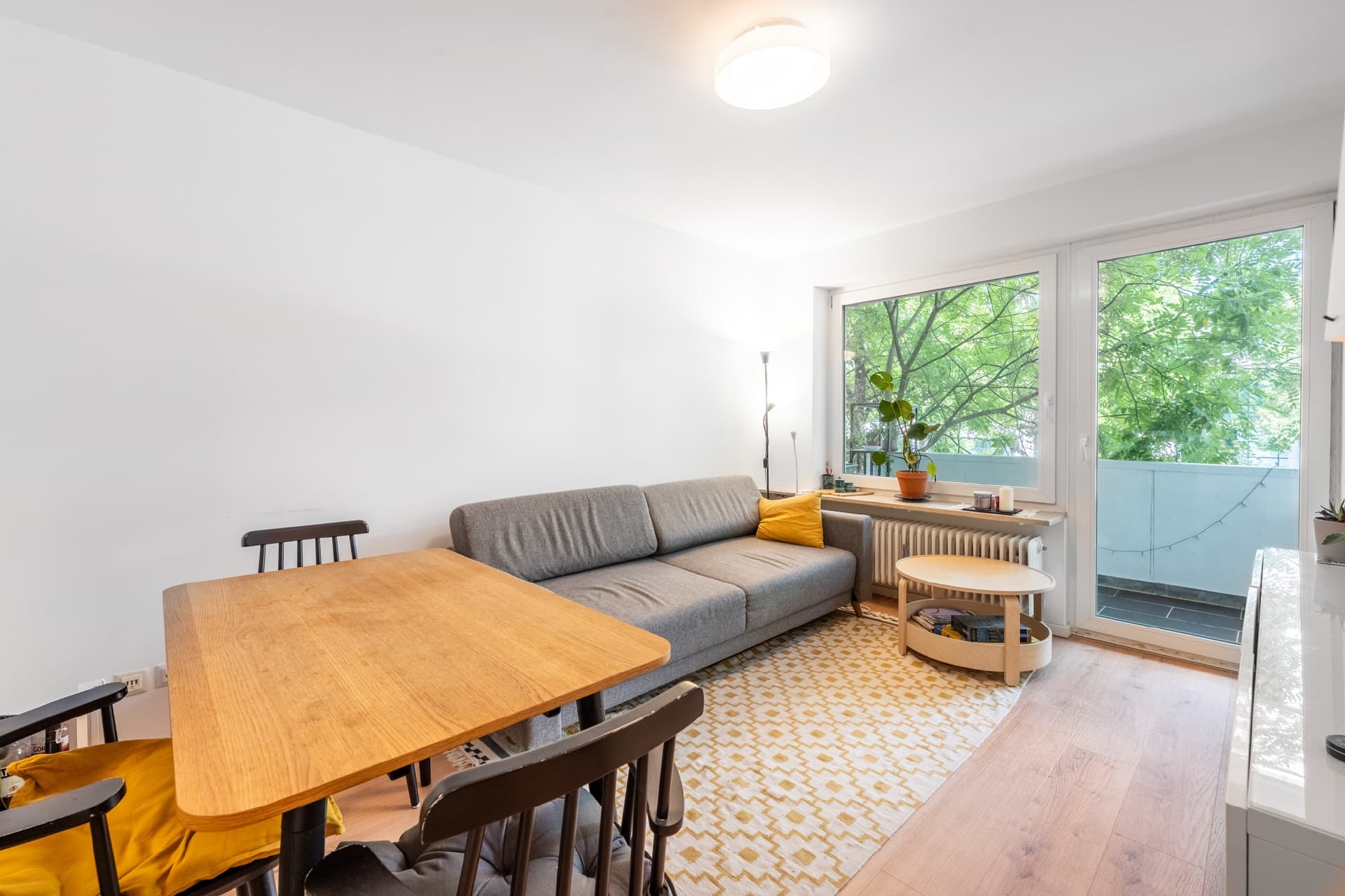 AIGNER - Urbanes Wohnen: Charmante 2-Zimmer-Wohnung mit Balkon