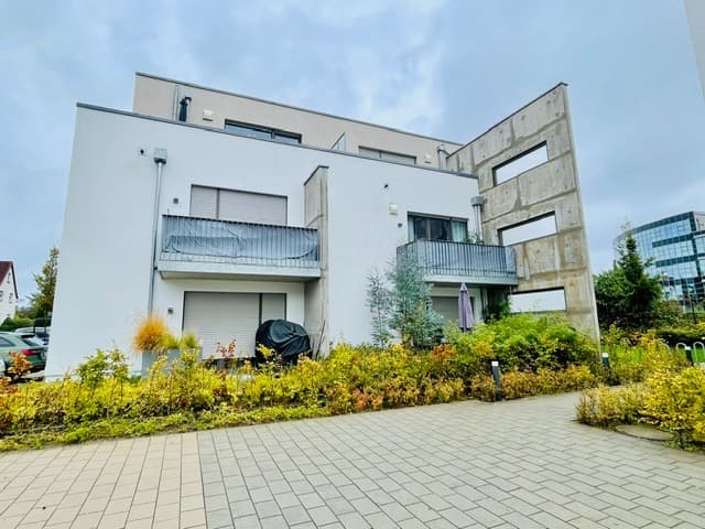 Moderne, gut geschnittene 2-Zi.-Whg. 1. OG, Balkon Wärmepumpe Lüftungsanlage 33649 Bi.-Süd